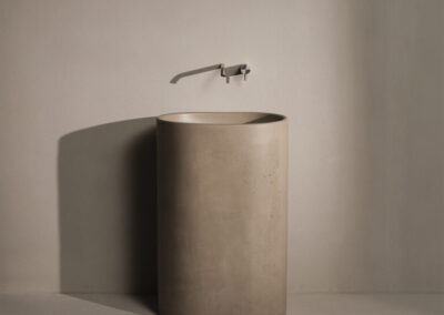 Sira Concrete Freestanding Collection Cenote 768x960 1